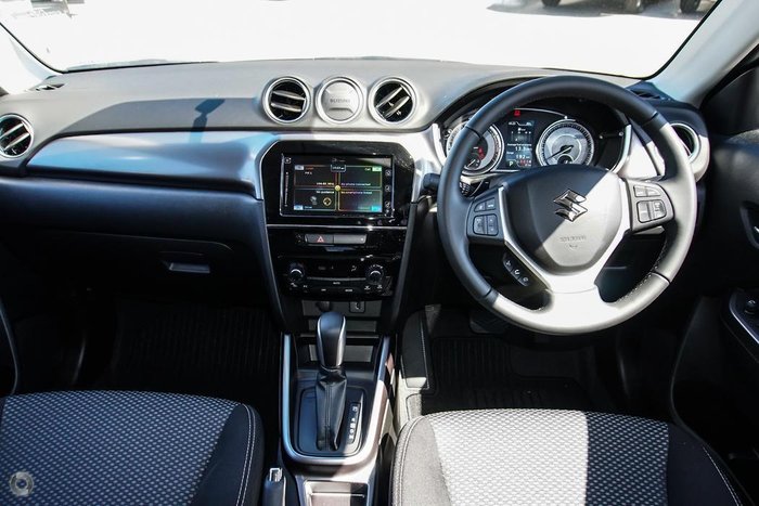 2024 Suzuki Vitara 2WD