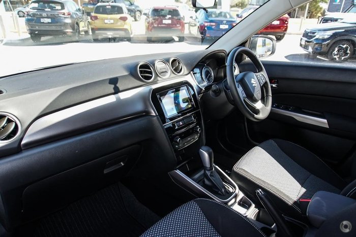 2024 Suzuki Vitara 2WD