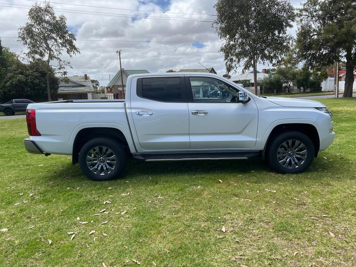 2024 Mitsubishi Triton GLS MV MY24 4X4 Dual Range White Diamond