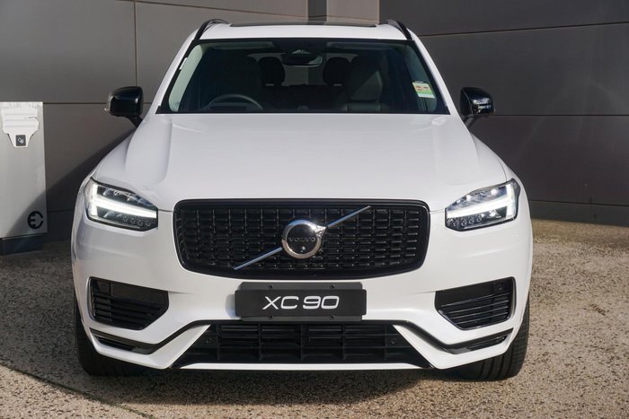 2024 Volvo XC90 Ultra T8 Plug-In Hybrid