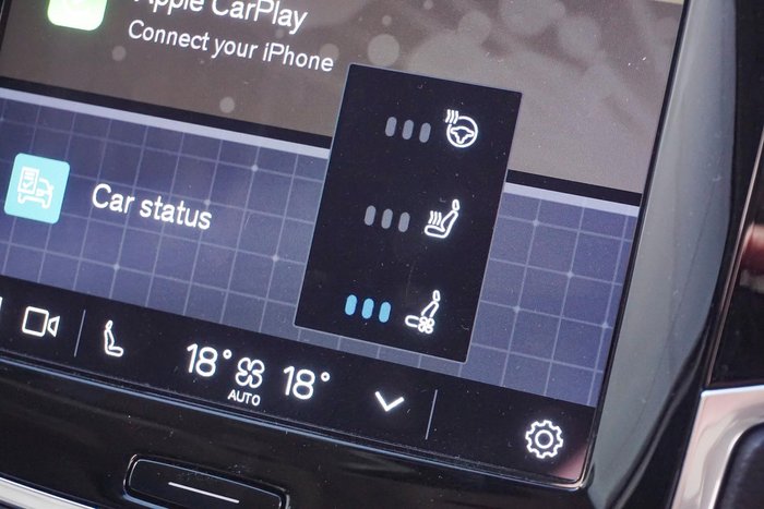 2024 Volvo XC90 Ultra T8 Plug-In Hybrid