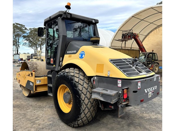 2012 Volvo Sd 130 D Smooth Drum Roller