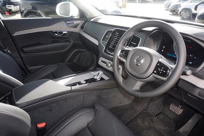 2024 Volvo XC90 Ultra B6 Bright