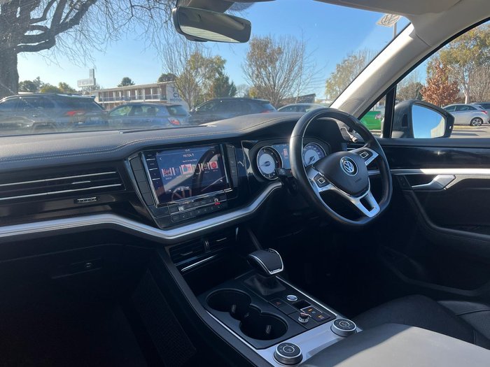 2020 Volkswagen Touareg 190TDI Premium