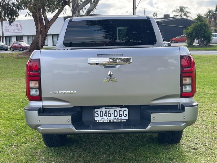 2024 Mitsubishi Triton GLS