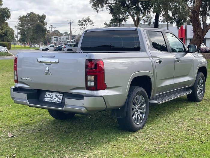 2024 Mitsubishi Triton GLS
