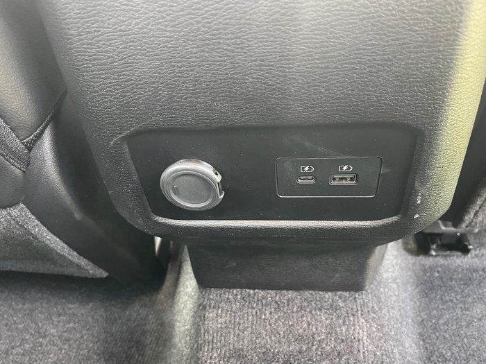 2024 Mitsubishi Triton GLS