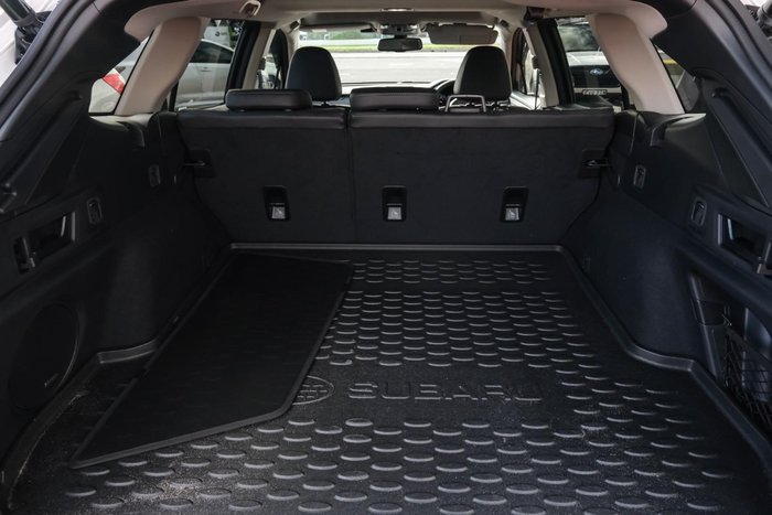 2024 Subaru Outback AWD Touring XT 6GEN MY25 AWD Crystal White