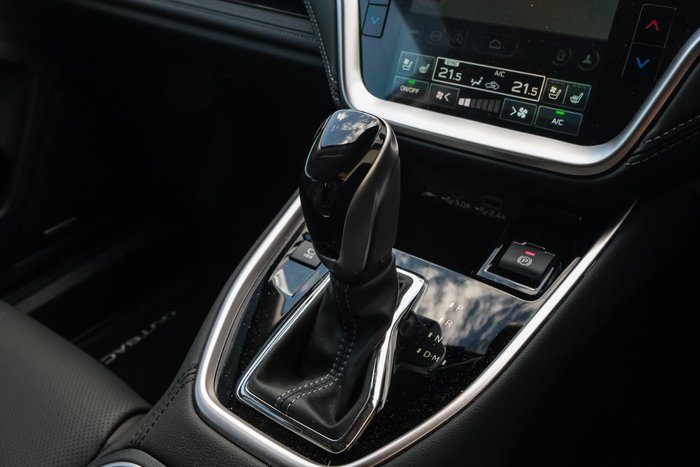 2024 Subaru Outback AWD Touring XT 6GEN MY25 AWD Crystal White