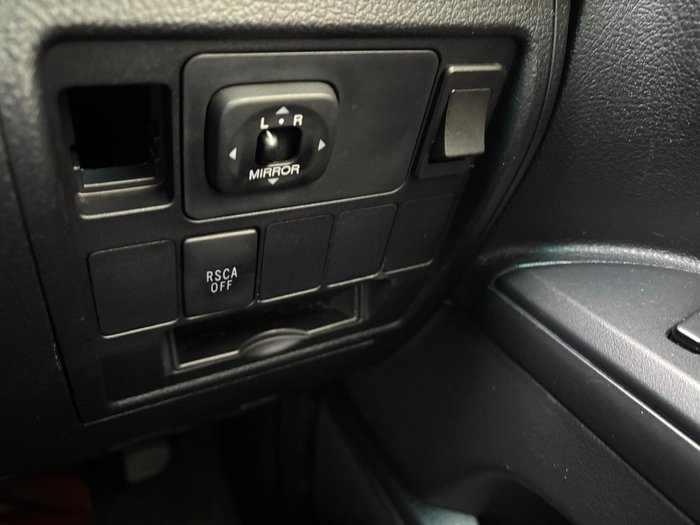 2011 Toyota Landcruiser GXL