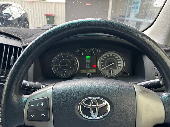 2011 Toyota Landcruiser GXL