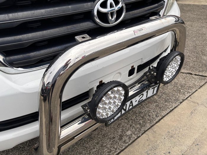 2011 Toyota Landcruiser GXL