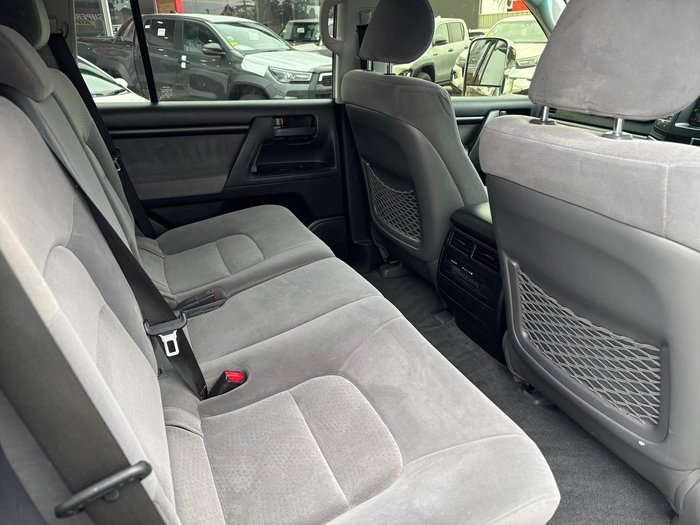 2011 Toyota Landcruiser GXL