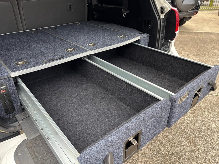 2011 Toyota Landcruiser GXL