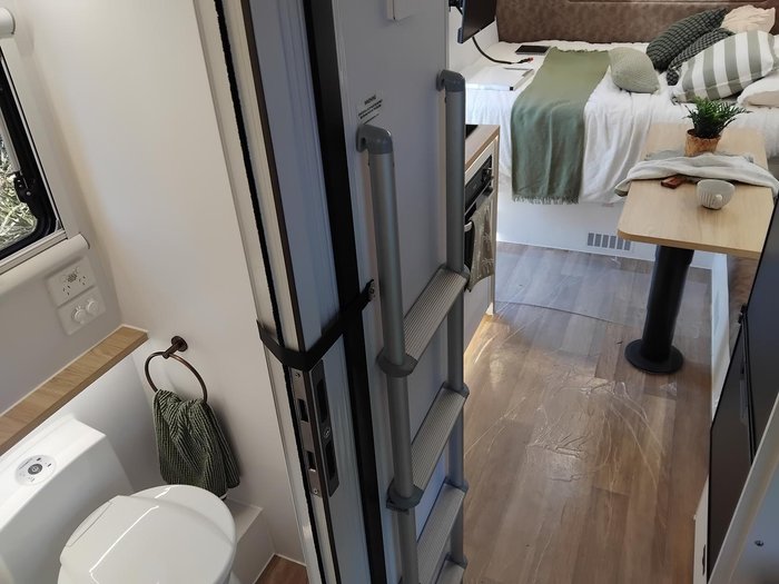 2025 Gold Class Caravans Lc18f Family Double Bunk Semi Off Road Full Ensuite