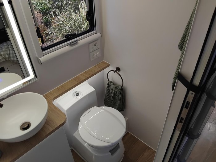 2025 Gold Class Caravans Lc18f Family Double Bunk Semi Off Road Full Ensuite