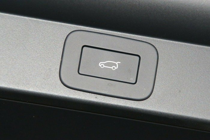 2025 Land Rover Range Rover P530 Autobiography L460 MY25 AWD Santorini Black