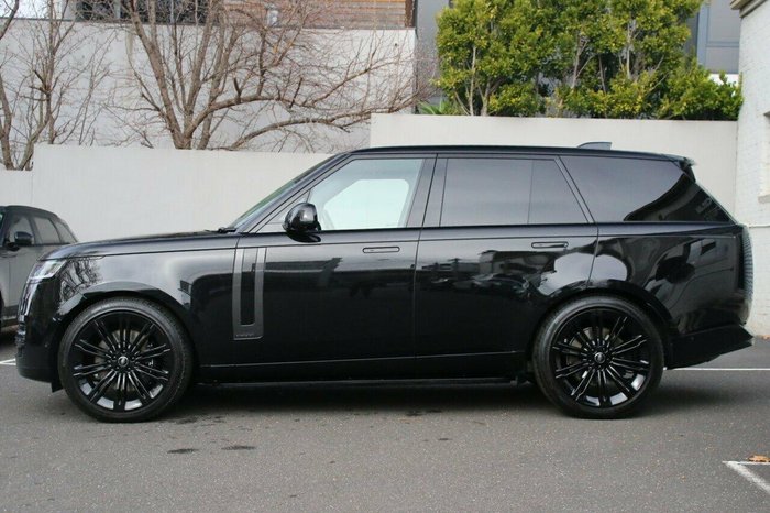 2025 Land Rover Range Rover P530 Autobiography L460 MY25 AWD Santorini Black