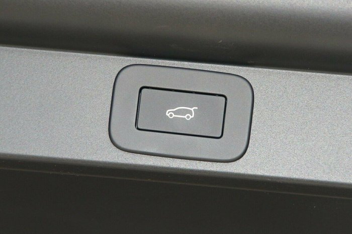 2025 Land Rover Range Rover P530 Autobiography L460 MY25 AWD Ostuni Pearl White