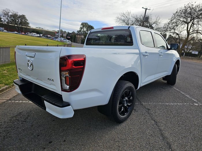 2025 Mazda BT-50 XT