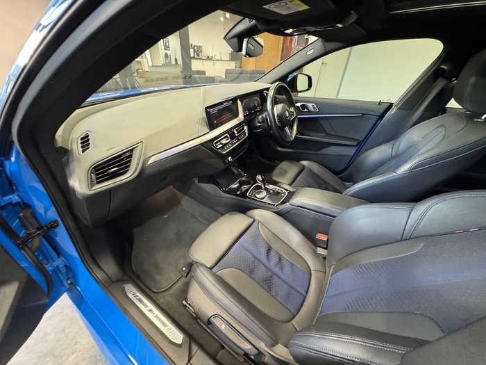 2023 BMW 2 Series 220i M Sport