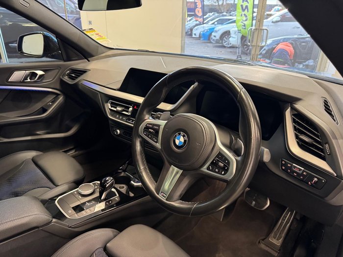2023 BMW 2 Series 220i M Sport
