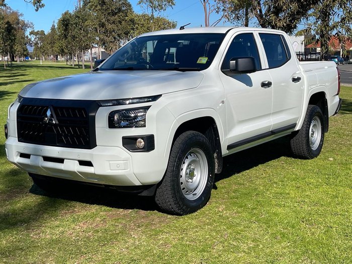 2024 Mitsubishi Triton GLX MV MY24 4X4 Dual Range White