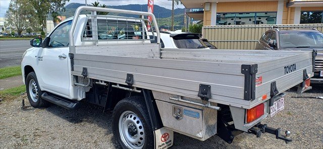 2015 Toyota Hilux SR