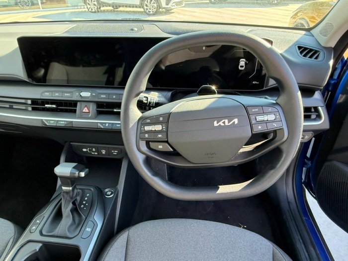 2025 Kia K4 Sport