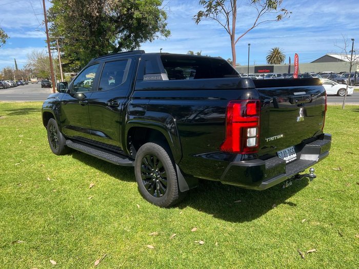 2025 Mitsubishi Triton GSR MV MY25 4X4 Dual Range Black Mica