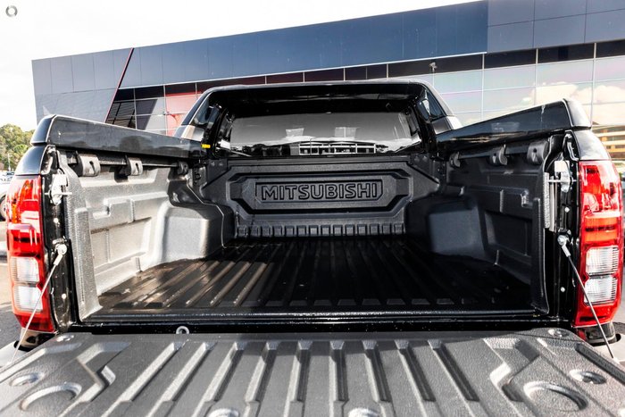 2025 Mitsubishi Triton GSR