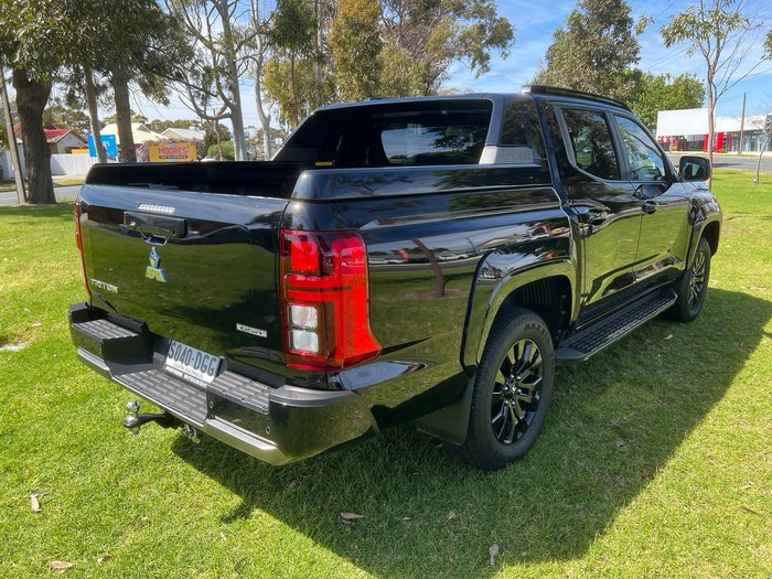 2025 Mitsubishi Triton GSR MV MY25 4X4 Dual Range Black Mica