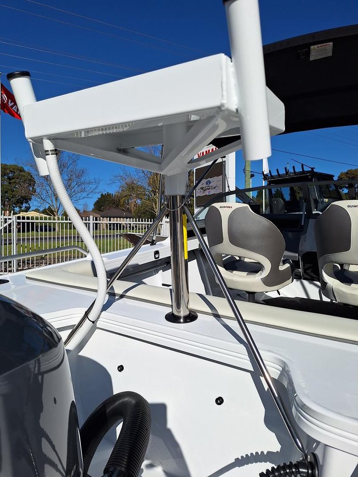 2025 QUINTREX 430 Fishabout Pro