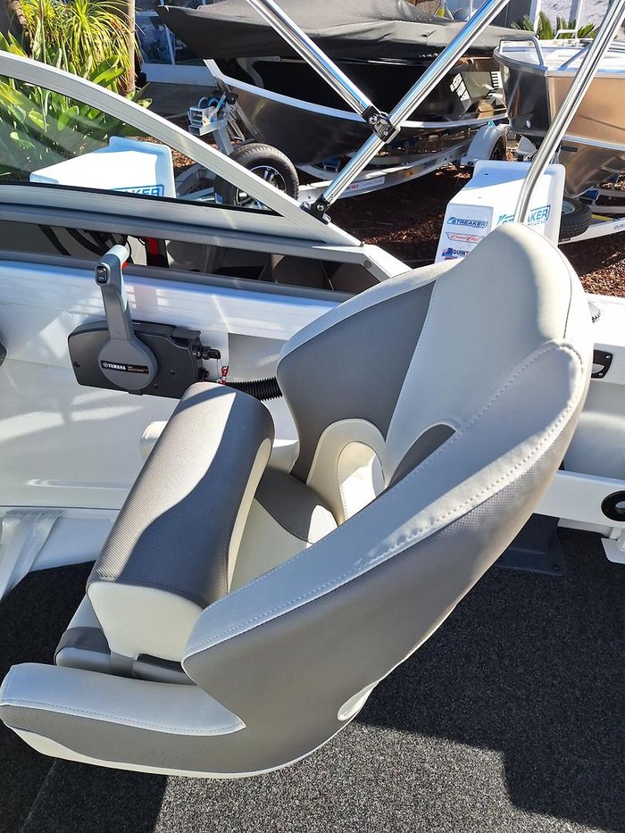 2025 QUINTREX 430 Fishabout Pro