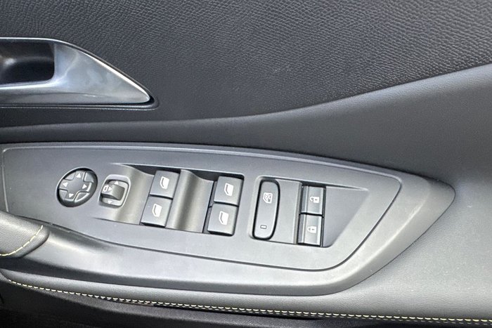 2024 Peugeot 308 GT Hybrid