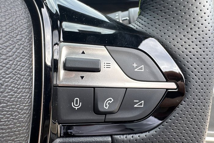 2024 Peugeot 408 GT Premium Hybrid