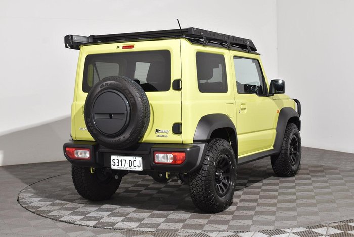 2023 Suzuki Jimny GLX