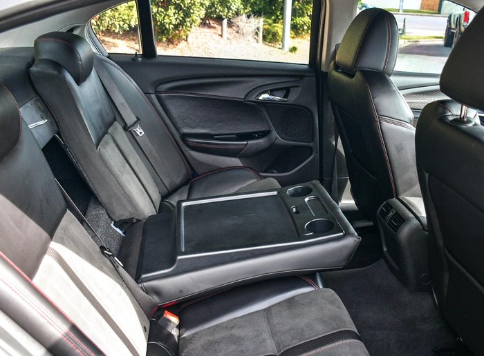 2016 Holden Commodore SV6 Black