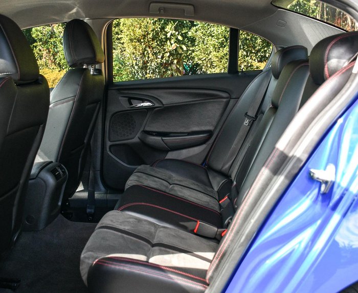 2016 Holden Commodore SV6 Black