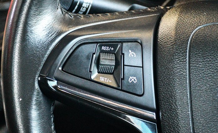 2016 Holden Commodore SV6 Black