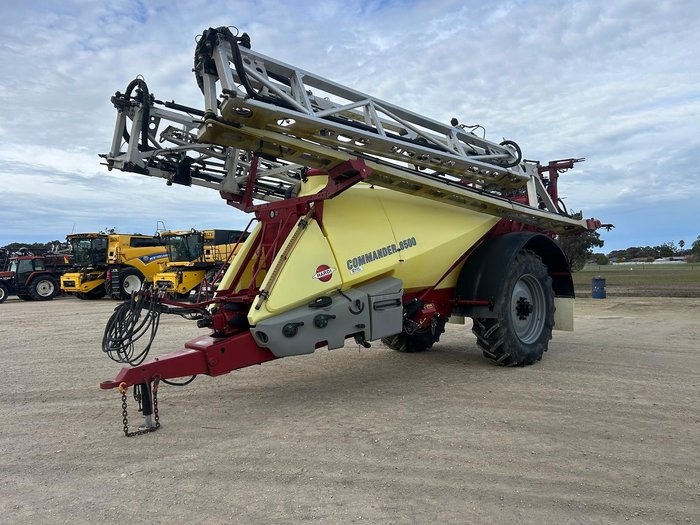 2017 Hardi 8536 Commander