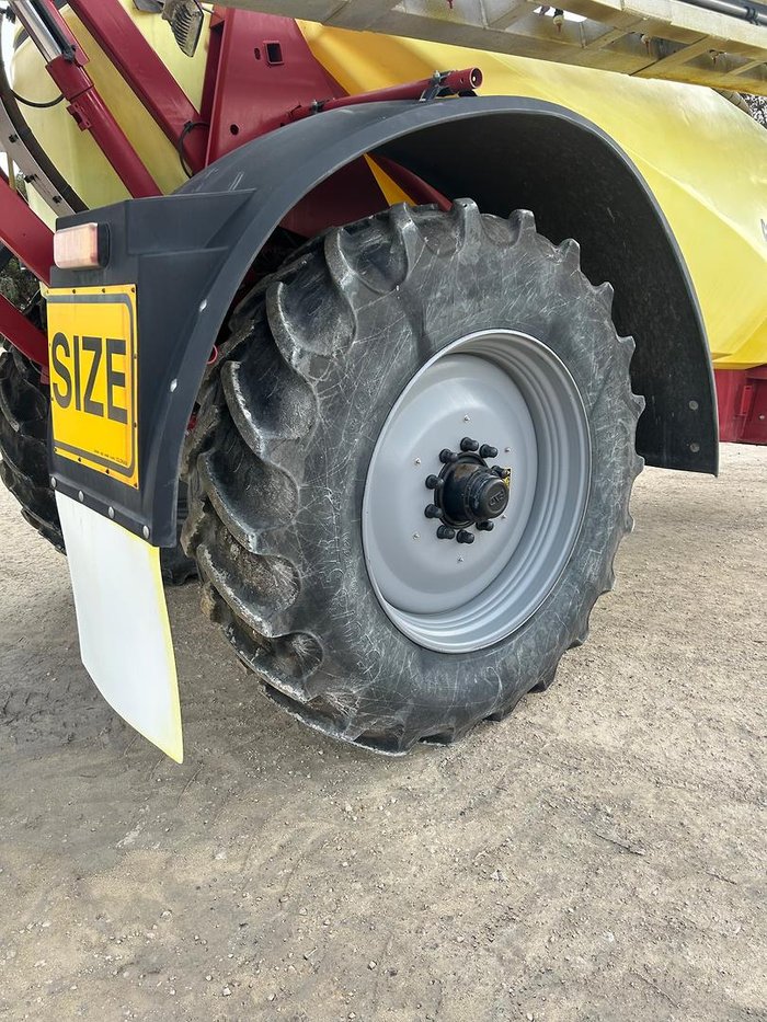 2017 Hardi 8536 Commander