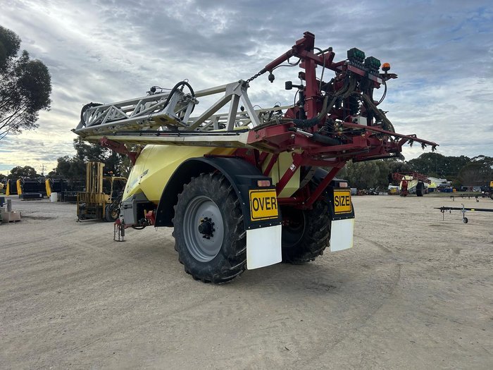 2017 Hardi 8536 Commander
