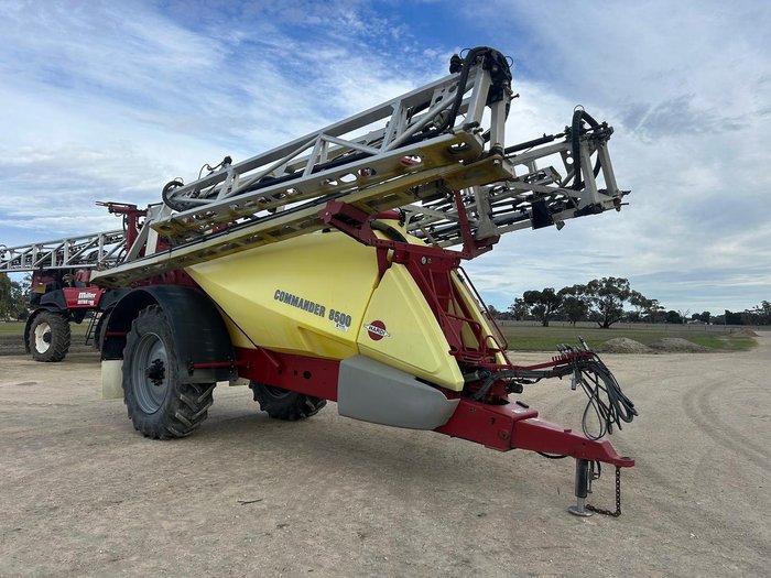 2017 Hardi 8536 Commander