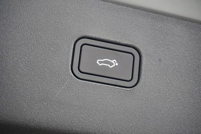 2024 Volvo EX30 Single Motor Extended Range Ultra