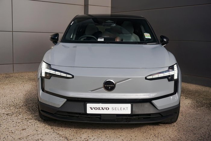 2024 Volvo EX30 Single Motor Extended Range Ultra