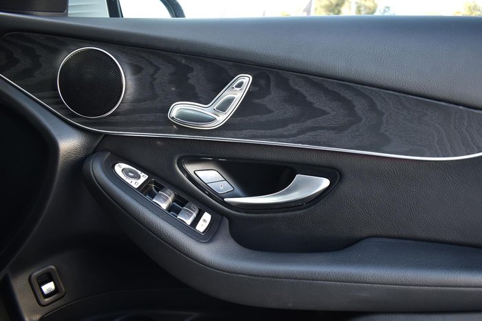 2021 Mercedes-Benz GLC-Class GLC200
