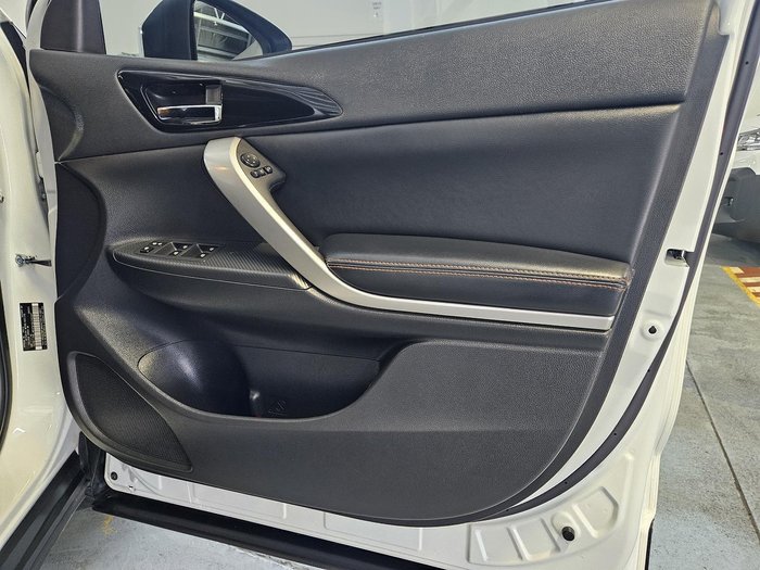 2019 Mitsubishi Eclipse Cross Exceed YA MY20 White