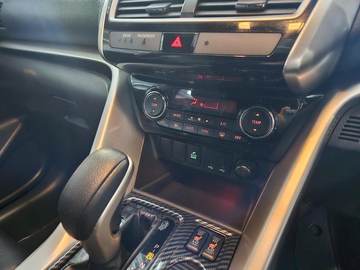 2019 Mitsubishi Eclipse Cross Exceed YA MY20 White
