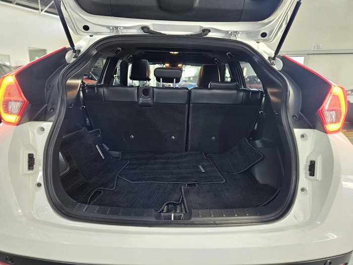 2019 Mitsubishi Eclipse Cross Exceed YA MY20 White